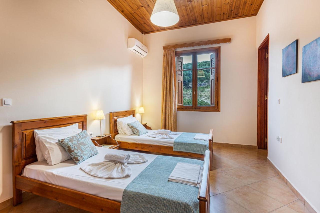 Olive Villas Kria Vrisi  Exterior photo